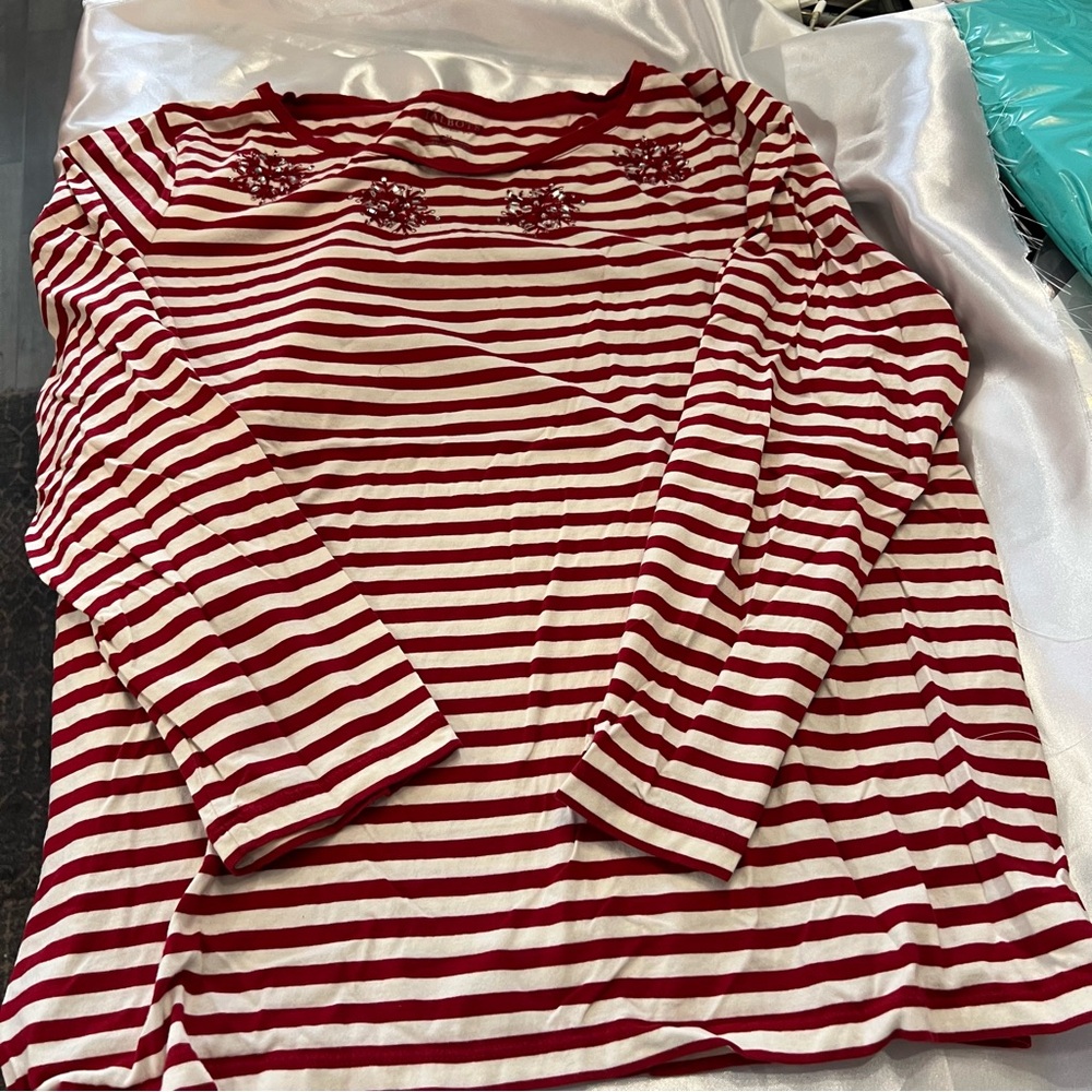 Talbots Woman size 3 X holiday Red and White Striped top with beaded snowflakes
